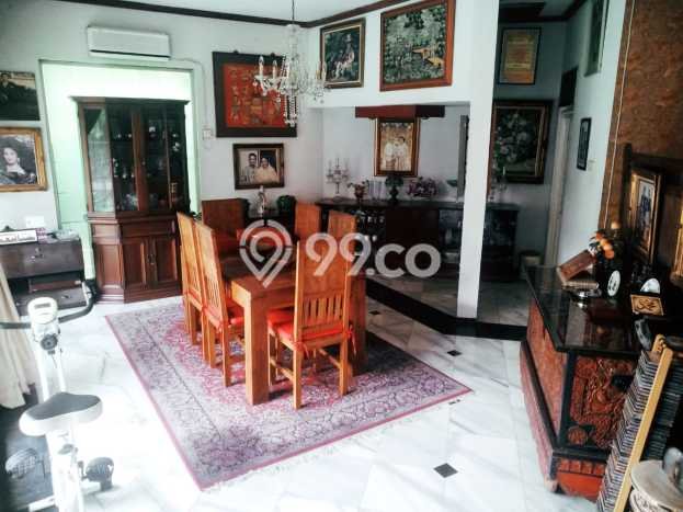 Rumah Elit Akses Strategis di Jakarta Selatan Rumah Elit Akses Strategis di Jakarta Selatan
