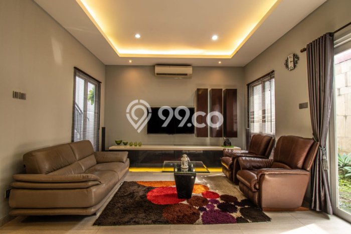 Rumah Elit Modern Tanpa Renovasi di BSD Griya Loka Tangerang Rumah Elit Modern Tanpa Renovasi di BSD Griya Loka Tangerang