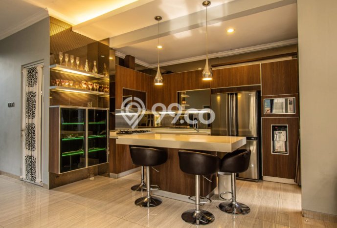 Rumah Elit Modern Tanpa Renovasi di BSD Griya Loka Tangerang Rumah Elit Modern Tanpa Renovasi di BSD Griya Loka Tangerang