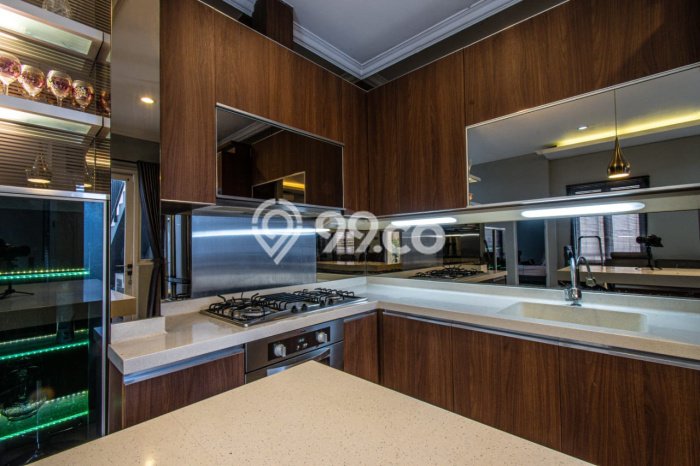 Rumah Elit Modern Tanpa Renovasi di BSD Griya Loka Tangerang Rumah Elit Modern Tanpa Renovasi di BSD Griya Loka Tangerang