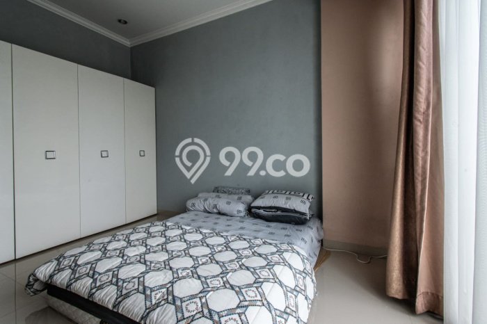 Rumah Elit Modern Tanpa Renovasi di BSD Griya Loka Tangerang Rumah Elit Modern Tanpa Renovasi di BSD Griya Loka Tangerang