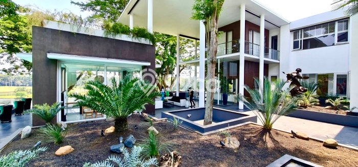 Rumah 5 KT 7 KM di Kawasan BSD City, Tangerang Rumah 5 KT 7 KM di Kawasan BSD City, Tangerang