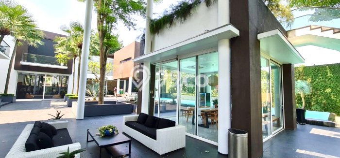 Rumah 5 KT 7 KM di Kawasan BSD City, Tangerang Rumah 5 KT 7 KM di Kawasan BSD City, Tangerang