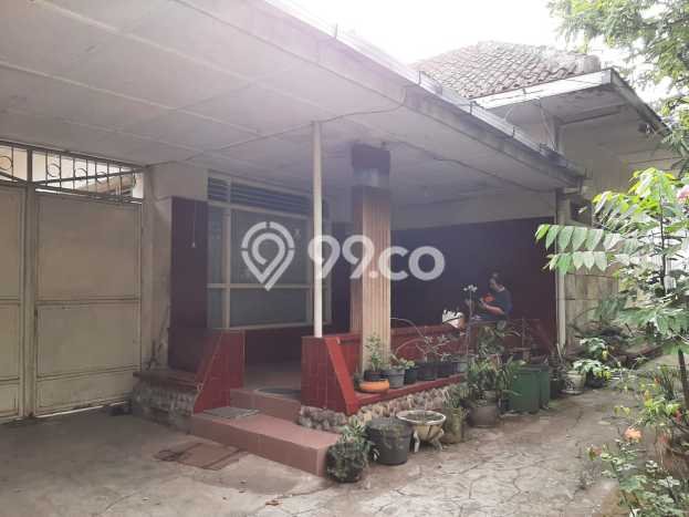 Rumah Elit LB 300m2 Siap Pakai Desain Elegan di Riau, Bandung Rumah Elit LB 300m2 Siap Pakai Desain Elegan di Riau, Bandung