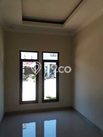 Dijual Rumah 4 Kamar Lokasi Ideal Nyaman dan Strategis di Antapani Dijual Rumah 4 Kamar Lokasi Ideal Nyaman dan Strategis di Antapani