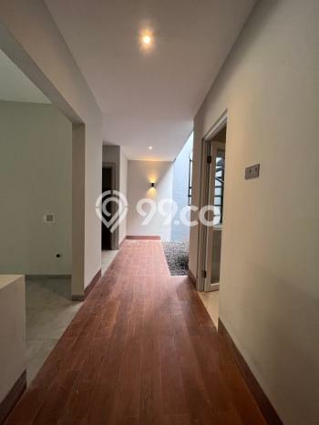 Kesempatan Memiliki Rumah LT 206m² / LB 460m² di Bintaro, Dekat Pusat Kota, Tangerang Selatan Kesempatan Memiliki Rumah LT 206m² / LB 460m² di Bintaro, Dekat Pusat Kota, Tangerang Selatan