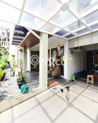 BEST OFFER! Rumah Nyaman area Bintaro, LT 180m² LB 250m² BEST OFFER! Rumah Nyaman area Bintaro, LT 180m² LB 250m²