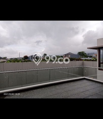 Hunian Mewah LB 700m2 Siap Pakai Desain Elegan di Setra Duta, Bandung Hunian Mewah LB 700m2 Siap Pakai Desain Elegan di Setra Duta, Bandung