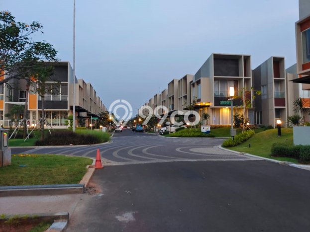 Rumah Asri di Serpong, 4 KT, Free Macet Rumah Asri di Serpong, 4 KT, Free Macet