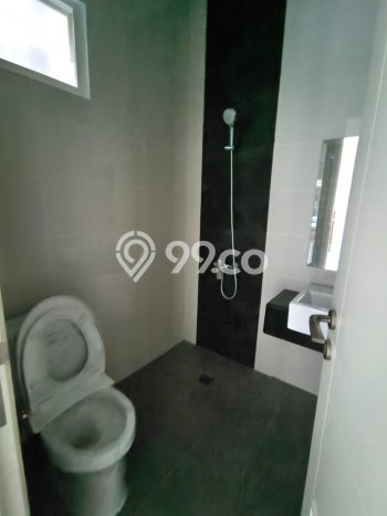 Rumah Asri di Serpong, 4 KT, Free Macet Rumah Asri di Serpong, 4 KT, Free Macet