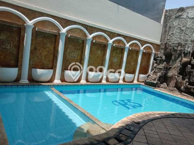 Rumah 5 KT 4 KM di Area Tanah Kusir, Jakarta Selatan Rumah 5 KT 4 KM di Area Tanah Kusir, Jakarta Selatan