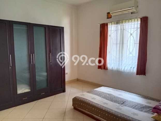 Disewakan! Rumah 3 Kamar Tidur &
2 Kamar Mandi di Cinere, Jakarta Selatan Disewakan! Rumah 3 Kamar Tidur &
2 Kamar Mandi di Cinere, Jakarta Selatan