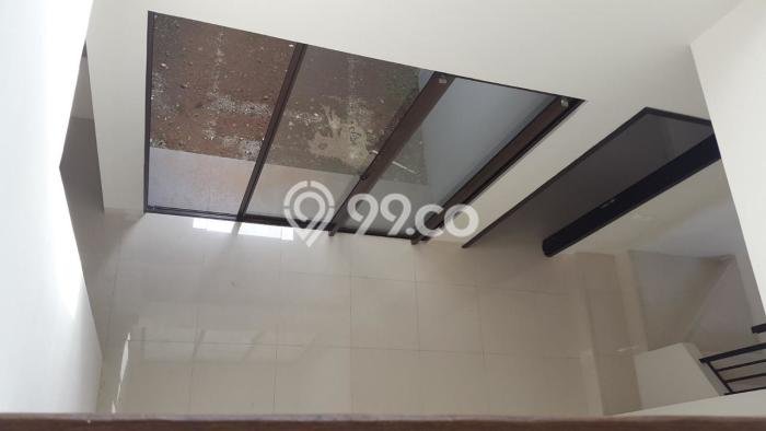 Rumah Luxury Modern Siap Huni di BSD Eminent Tangerang Rumah Luxury Modern Siap Huni di BSD Eminent Tangerang