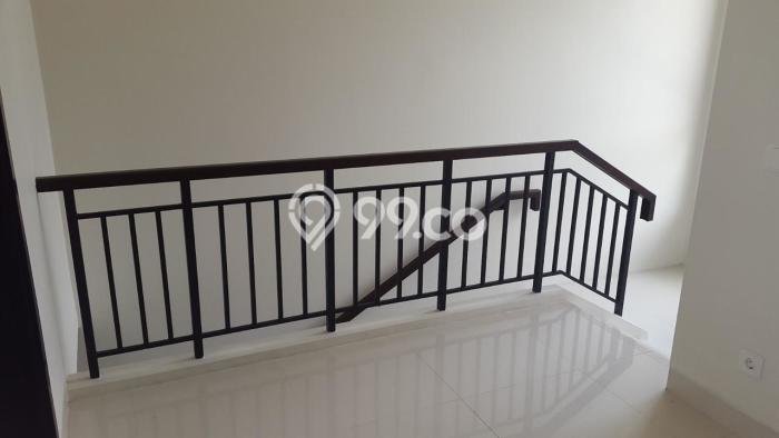 Rumah Luxury Modern Siap Huni di BSD Eminent Tangerang Rumah Luxury Modern Siap Huni di BSD Eminent Tangerang