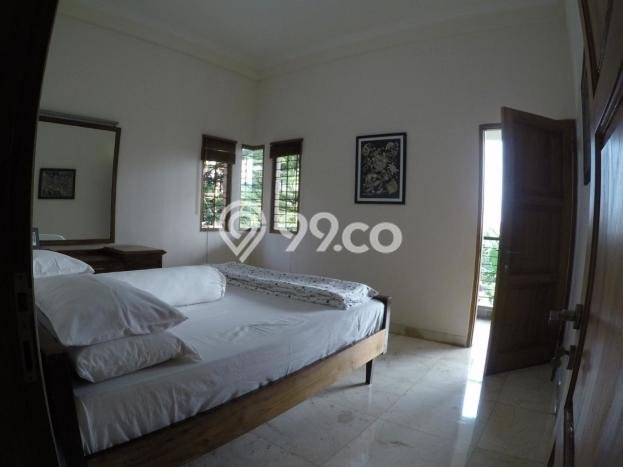 Siap Huni Rumah Mewah 9 Kamar di Coblong Dekat ke Mana Saja Siap Huni Rumah Mewah 9 Kamar di Coblong Dekat ke Mana Saja