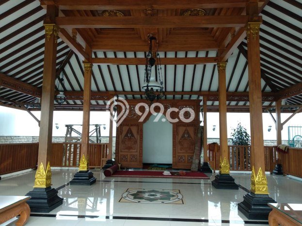For Sale Rumah Mewah Exclusive di Banyuanyar, Solo For Sale Rumah Mewah Exclusive di Banyuanyar, Solo