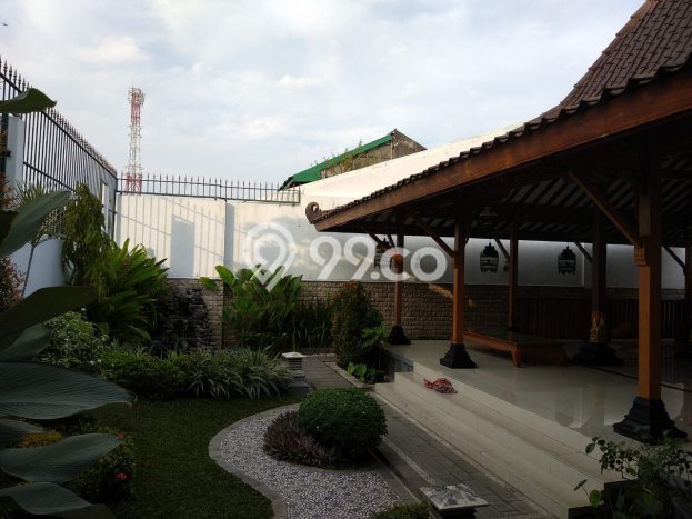 Dijual Rumah Mewah Exclusive di Banyuanyar, Solo Dijual Rumah Mewah Exclusive di Banyuanyar, Solo