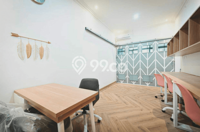 Jual Rumah Strategis Bagus Punya 4 KT di Antapani Bandung SHM Jual Rumah Strategis Bagus Punya 4 KT di Antapani Bandung SHM