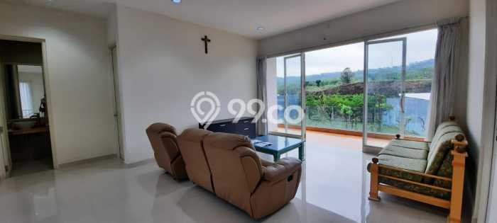 INVESTASI CERDAS! Rumah Exclusive Jangli, Semarang, LT 308m² Luas Bangunan 280m² INVESTASI CERDAS! Rumah Exclusive Jangli, Semarang, LT 308m² Luas Bangunan 280m²