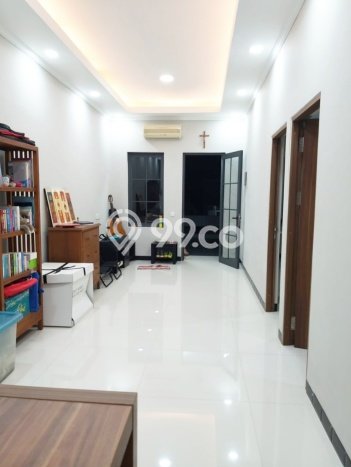 Jual Cepat Rumah dengan Luas Tanah 96m² dan Luas Bangunan 200m² di Kawasan Duri Kosambi, Jakarta Barat Jual Cepat Rumah dengan Luas Tanah 96m² dan Luas Bangunan 200m² di Kawasan Duri Kosambi, Jakarta Barat