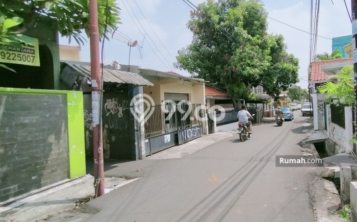 Dijual Hunian Rumah Terawat 3 Kamar di Kemanggisan, Jakarta Barat Dijual Hunian Rumah Terawat 3 Kamar di Kemanggisan, Jakarta Barat