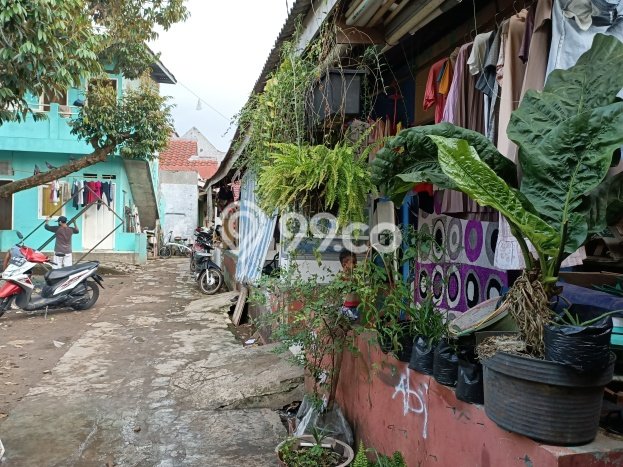 For Sale! Premium House LT 560m2 Desain Elegan di Graha Raya For Sale! Premium House LT 560m2 Desain Elegan di Graha Raya