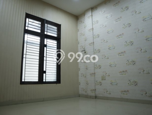 Bisa KPR! Rumah Asri di Medan Johor, LT 128m² Bangunan 464m² Bisa KPR! Rumah Asri di Medan Johor, LT 128m² Bangunan 464m²