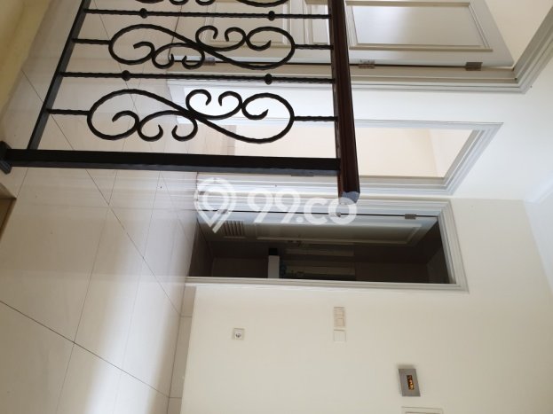 Jual Rumah Bagus Siap Huni LB 125m2 di Cengkareng, Jakarta Barat Jual Rumah Bagus Siap Huni LB 125m2 di Cengkareng, Jakarta Barat