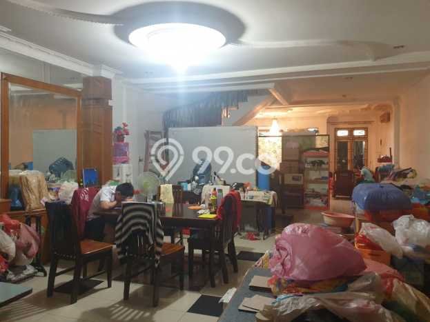 Rumah Luas Tanah 180m² di Medan Area, Medan - Akses Mudah Rumah Luas Tanah 180m² di Medan Area, Medan - Akses Mudah