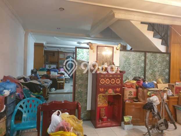 Rumah Luas Tanah 180m² di Medan Area, Medan - Akses Mudah Rumah Luas Tanah 180m² di Medan Area, Medan - Akses Mudah