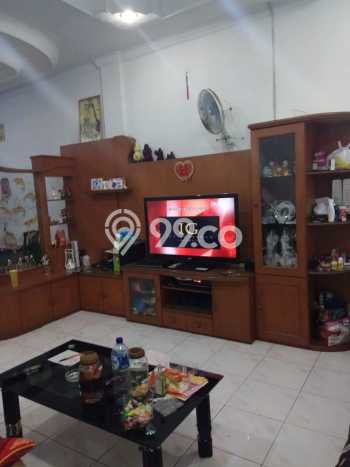 Bisa KPR! Rumah Strategis di Medan Tembung, LT 68m² Bangunan 204m² Bisa KPR! Rumah Strategis di Medan Tembung, LT 68m² Bangunan 204m²