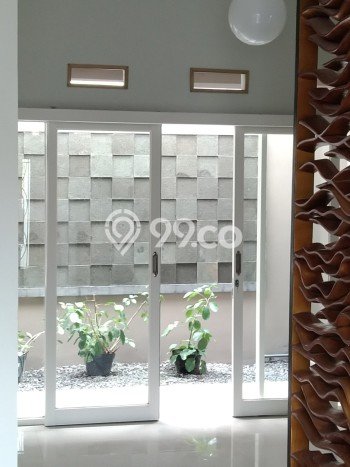 Disewakan Cepat Rumah Kondisi Baik di Kawasan Laweyan, Solo Disewakan Cepat Rumah Kondisi Baik di Kawasan Laweyan, Solo
