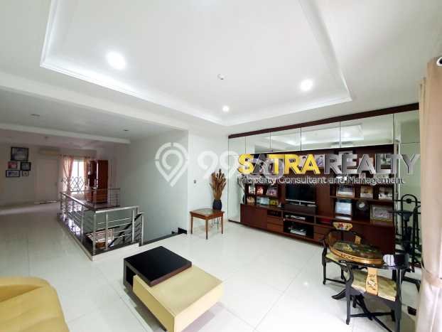 Rumah Elit LB 440m2 Siap Huni Desain Elegan di Tomang, Jakarta Barat Rumah Elit LB 440m2 Siap Huni Desain Elegan di Tomang, Jakarta Barat