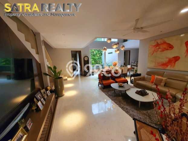 Ready to Use! Luxury House LT 289m2 Desain Modern di Tomang Ready to Use! Luxury House LT 289m2 Desain Modern di Tomang