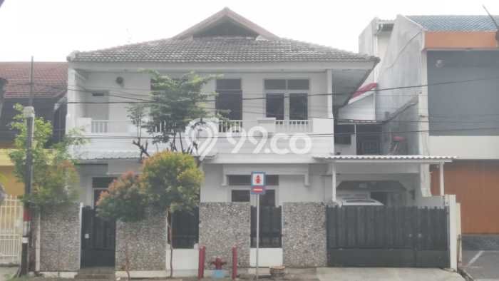 Hunian Eksklusif Siap Huni LT 216m2 di Kelapa Gading, Jakarta Utara Hunian Eksklusif Siap Huni LT 216m2 di Kelapa Gading, Jakarta Utara
