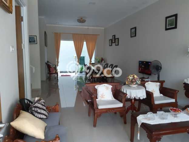 Rumah Minimalis 5 KT LT 136m2 di Cibubur Rumah Minimalis 5 KT LT 136m2 di Cibubur