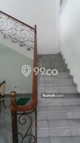 Rumah Elit LB 760m2 Siap Huni Desain Elegan di Ampera, Jakarta Selatan Rumah Elit LB 760m2 Siap Huni Desain Elegan di Ampera, Jakarta Selatan