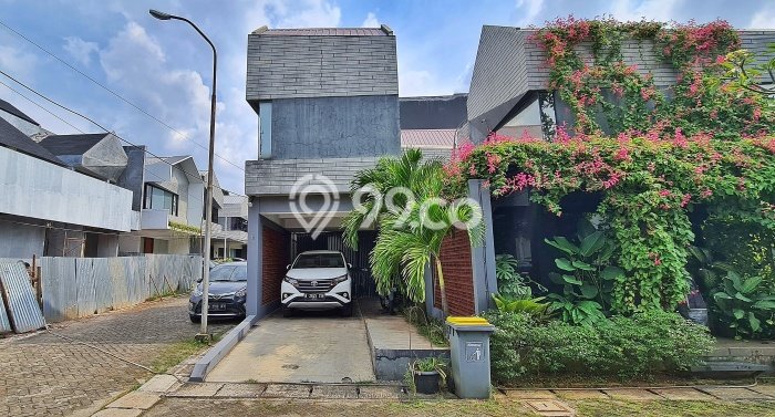 Rumah Mewah Siap Huni LT 134m2 di Pesanggrahan, Jakarta Selatan Rumah Mewah Siap Huni LT 134m2 di Pesanggrahan, Jakarta Selatan