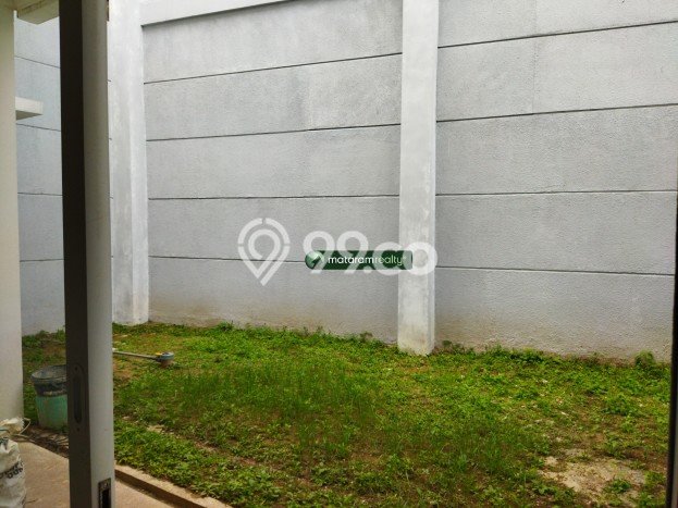 Ready to Use! Luxury House LT 200m2 Desain Elegan di Setiabudi Ready to Use! Luxury House LT 200m2 Desain Elegan di Setiabudi