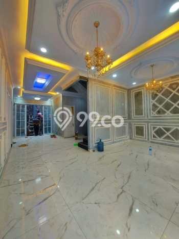 Rumah Mewah Dijual LT 200m2 di Jagakarsa, Jakarta Selatan Rumah Mewah Dijual LT 200m2 di Jagakarsa, Jakarta Selatan