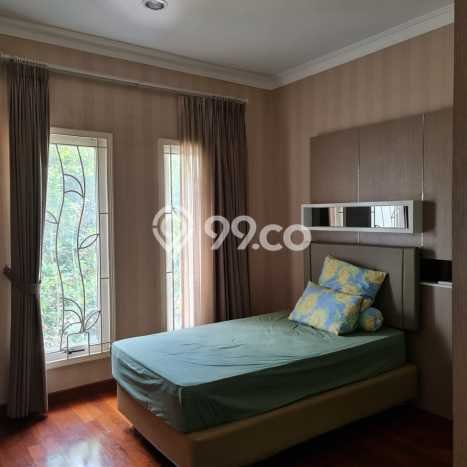 Rumah Mewah LB 235m2 Siap Huni Desain Elegan di Gading Serpong, Tangerang Rumah Mewah LB 235m2 Siap Huni Desain Elegan di Gading Serpong, Tangerang