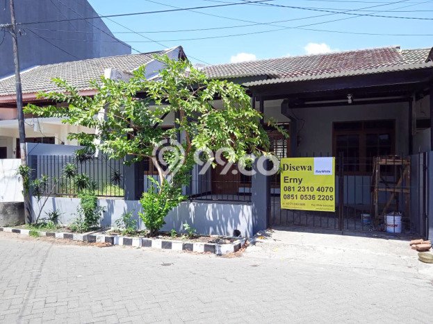 Disewakan Cepat Rumah Kondisi Baik di Kawasan Wiyung, Surabaya Disewakan Cepat Rumah Kondisi Baik di Kawasan Wiyung, Surabaya