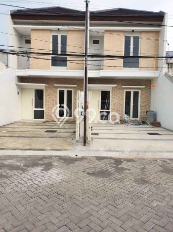 Rumah Modern Cantik 4 Kamar Bisa Langsung Pindah di Tambaksari Rumah Modern Cantik 4 Kamar Bisa Langsung Pindah di Tambaksari