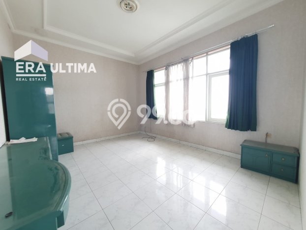 Ready to Use! Luxury House LT 798m2 Desain Modern di Setiabudi Ready to Use! Luxury House LT 798m2 Desain Modern di Setiabudi
