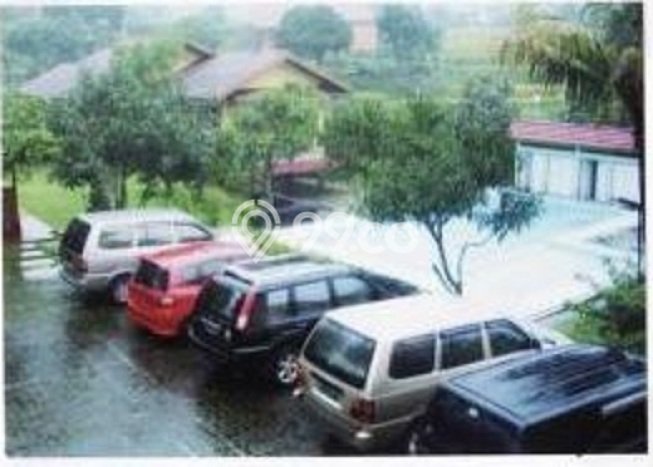 Rumah Nyaman area Cisarua, Bogor, Luas 2500m² LB 400m² Rumah Nyaman area Cisarua, Bogor, Luas 2500m² LB 400m²