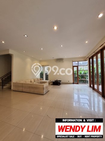 Rumah Eksklusif Dijual LT 1603m2 di Kemang, Jakarta Selatan Rumah Eksklusif Dijual LT 1603m2 di Kemang, Jakarta Selatan