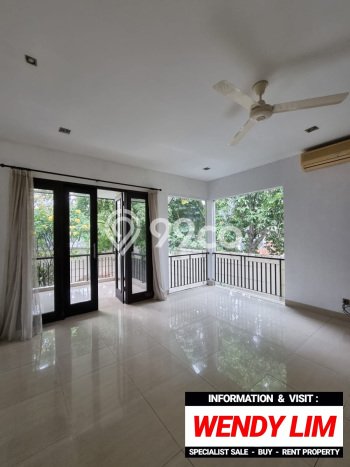Rumah Eksklusif Dijual LT 1603m2 di Kemang, Jakarta Selatan Rumah Eksklusif Dijual LT 1603m2 di Kemang, Jakarta Selatan