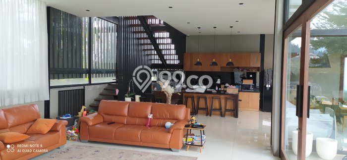 Rumah Luxury Modern Siap Huni di Setiabudi Bandung Rumah Luxury Modern Siap Huni di Setiabudi Bandung
