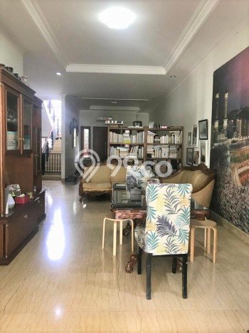 Rumah Mewah LB 275m2 Siap Huni Desain Elegan di Kebagusan, Jakarta Selatan Rumah Mewah LB 275m2 Siap Huni Desain Elegan di Kebagusan, Jakarta Selatan