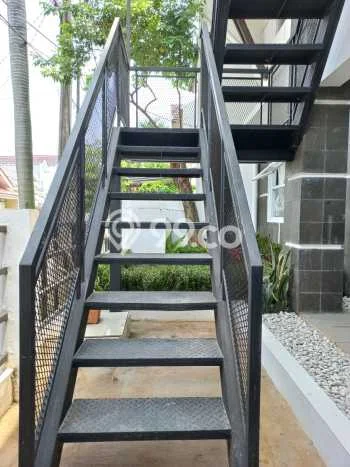Rumah sewa siap pakai 3 Kamar Tidur di Bintaro, Jakarta Selatan Rumah sewa siap pakai 3 Kamar Tidur di Bintaro, Jakarta Selatan